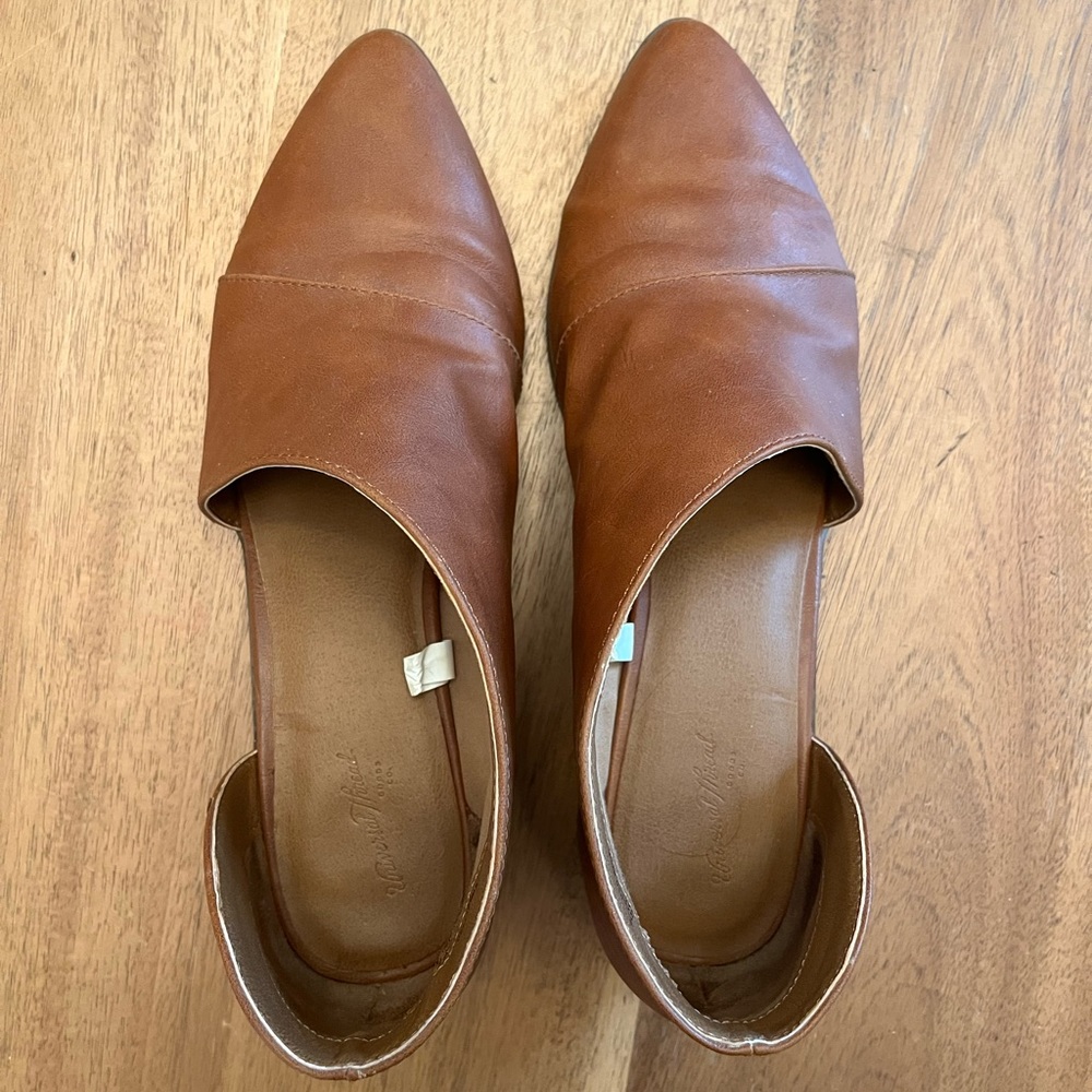 Universal Thread Shoes